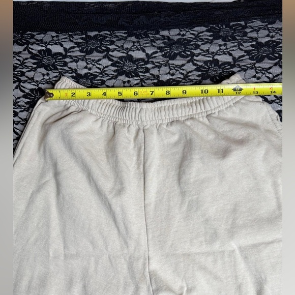 Fruit of the Loom Men's Light Cream Joggers - Picture 3 of 8